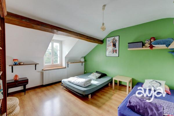 LONGÈRE FAMILIALE DE CARACTÈRE – PROCHE TEMPLE-DE-BRETAGNE