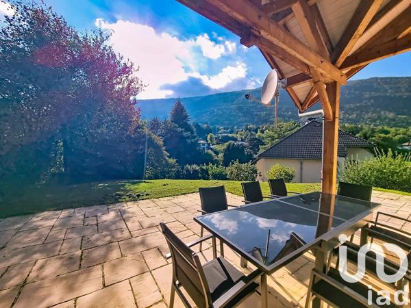 Maison à vendre 9 pièces 258 m² Sevrier