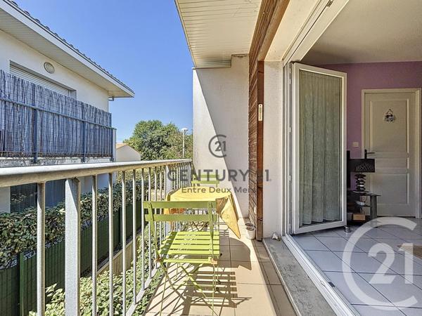 Appartement T2 à vendre  2 pièces - 41 m2 ARTIGUES PRES BORDEAUX - 33