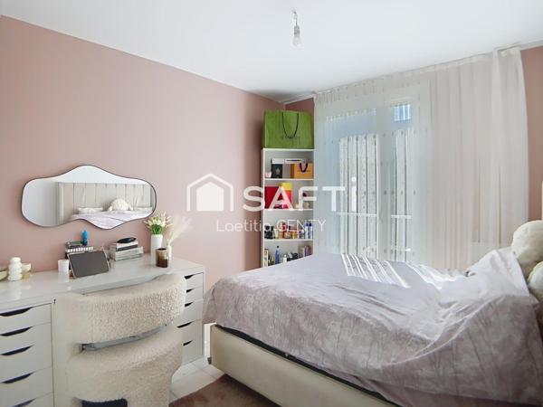 COLOMBES CENTRE - 4 PIECES LUMINEUX AVEC PARKING