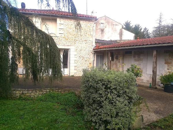 Maison à vendre à Saint-Just-Luzac en Charente-Maritime (17320), ref : FD/JOM/24-47
