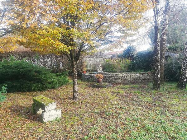 Maison à vendre à Saint-Just-Luzac en Charente-Maritime (17320), ref : FD/JOM/24-47