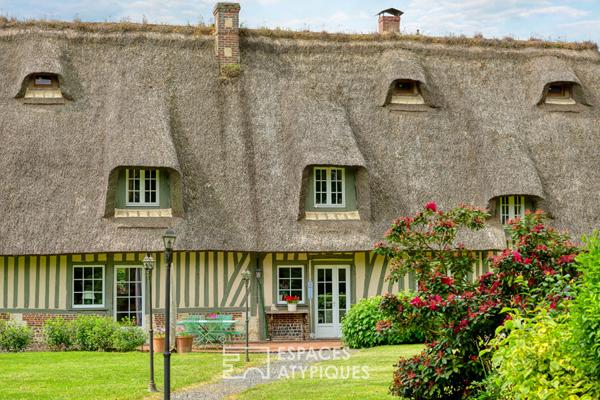 Propriété avec piscine à proximité dans le cadre bucolique du Marais Vernier