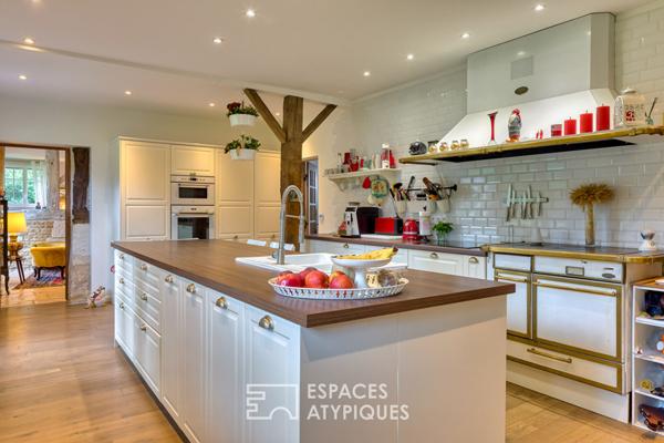 Propriété avec piscine à proximité dans le cadre bucolique du Marais Vernier