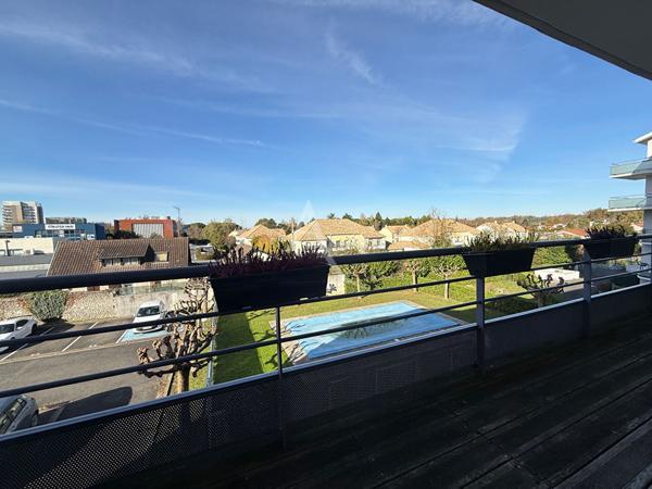 Appartement Pau T3 terrasse et parking sous-sol
