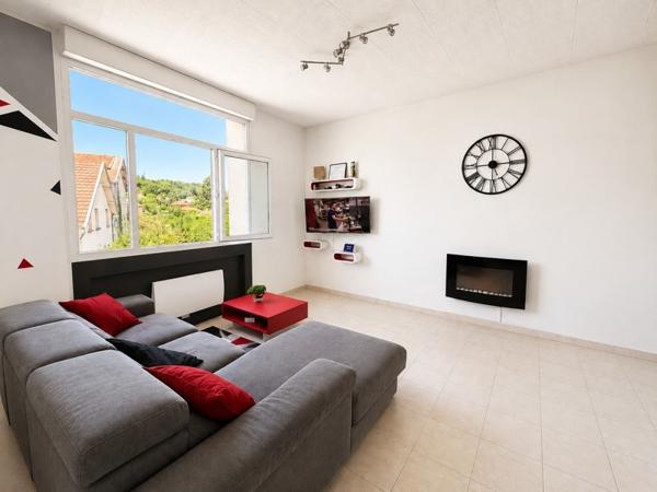 Appartement 155 000 € Saint-Clair-de-la-Tour 2 p 65 m² DPE C