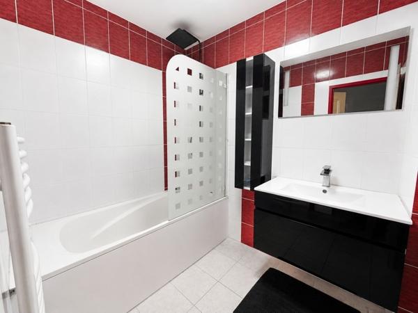 Appartement 155 000 € Saint-Clair-de-la-Tour 2 p 65 m² DPE C