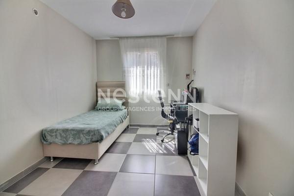 Gardanne-Maison de 7 pièces d'une surface de 168 m2 sur une parcelle de 1560 m² environ avec un grand garage