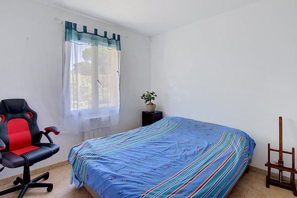 A VENDRE EN EXCLUSIVITE ! À VIDAUBAN Maison de plain-pied 4 pièces 88 m2 avec piscine sur un terrain de 1 455 m2