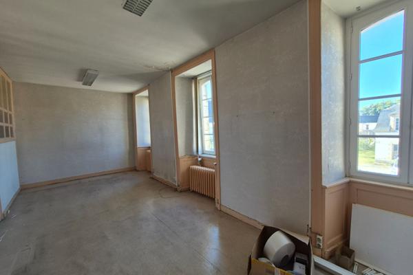 Maison à vendre - 750 m² JOSSELIN (56120)