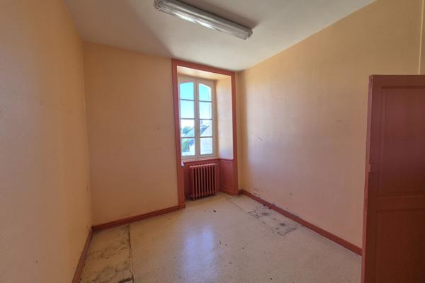 Maison à vendre - 750 m² JOSSELIN (56120)