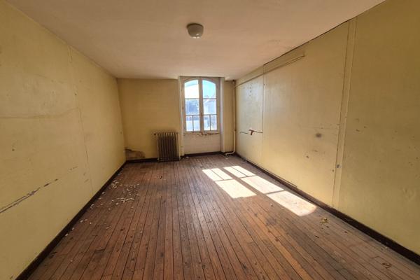 Maison à vendre - 750 m² JOSSELIN (56120)