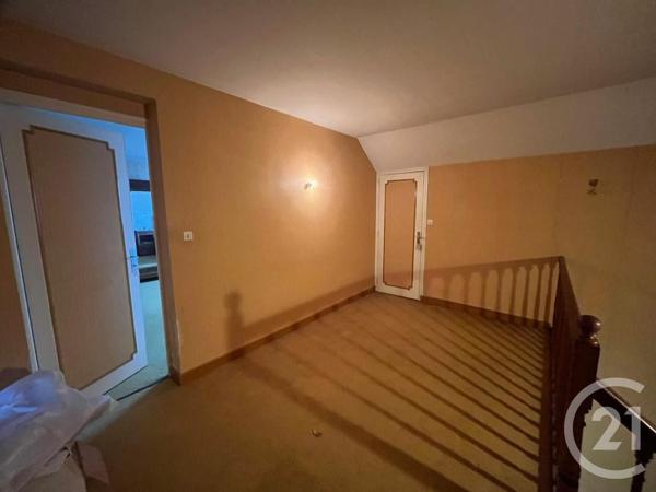 Maison à vendre  6 pièces - 257,24 m 2   CHATELLERAULT  - 86