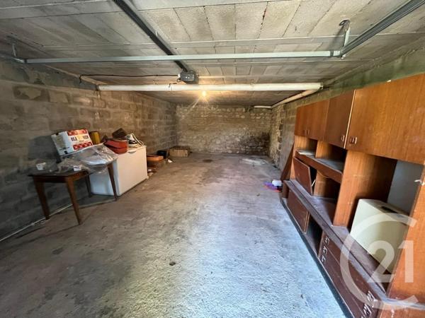 Maison à vendre  6 pièces - 257,24 m 2   CHATELLERAULT  - 86