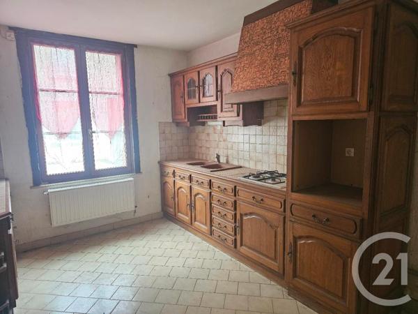 Maison à vendre  6 pièces - 257,24 m 2   CHATELLERAULT  - 86