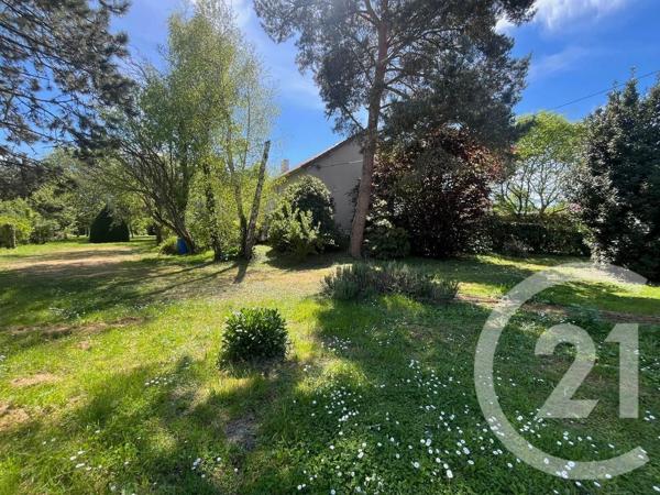 Maison à vendre  6 pièces - 257,24 m 2   CHATELLERAULT  - 86
