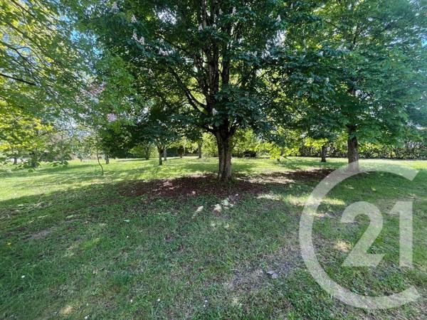 Maison à vendre  6 pièces - 257,24 m 2   CHATELLERAULT  - 86