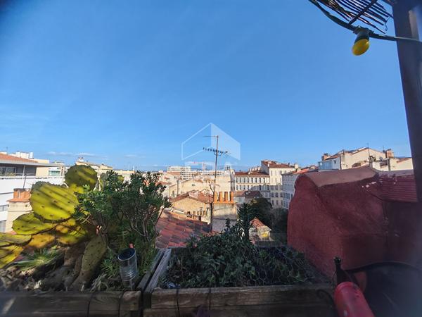 Appartement T4 + Terrasse+ comble  à Marseille 13006