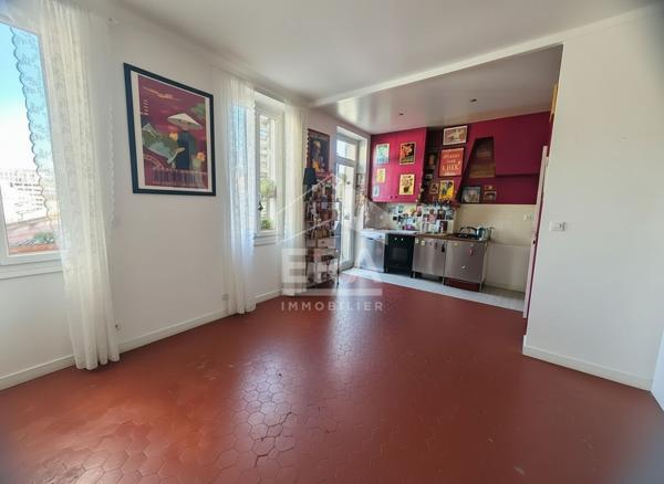 Appartement T4 + Terrasse+ comble  à Marseille 13006