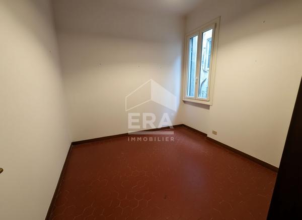 Appartement T4 + Terrasse+ comble  à Marseille 13006