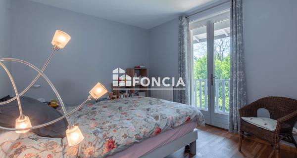 À vendre Maison 7 pièces 160 m² - Rillieux-la-pape 69140