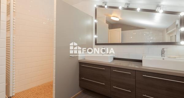 À vendre Maison 7 pièces 160 m² - Rillieux-la-pape 69140