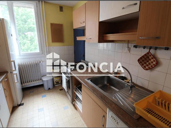 Location Appartement meublé 3 pièces 68.73 m² - IMMEUBLE A ALLEE 5 Grenoble 38100