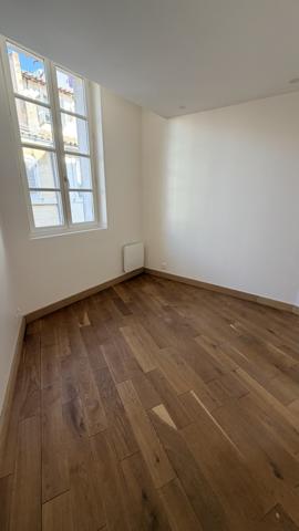 Exclusivité Appartement 56 m2 carrez Type 3 coeur centre ville lumineux 13001 Marseille