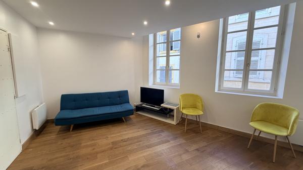 Exclusivité Appartement 56 m2 carrez Type 3 coeur centre ville lumineux 13001 Marseille