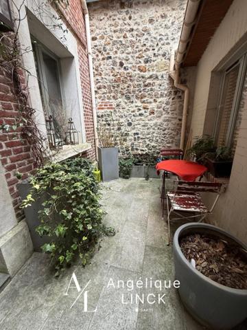 Maison avec courette