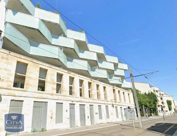 Parking à louer 10m² Bordeaux (33000)