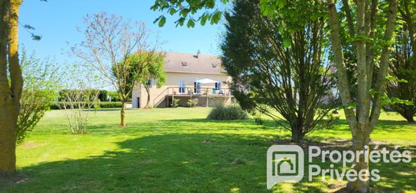 Maison traditionnelle sur grand terrain plat à Verneuil D Avre Et D Iton