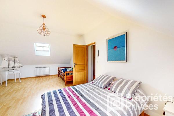 Maison traditionnelle sur grand terrain plat à Verneuil D Avre Et D Iton