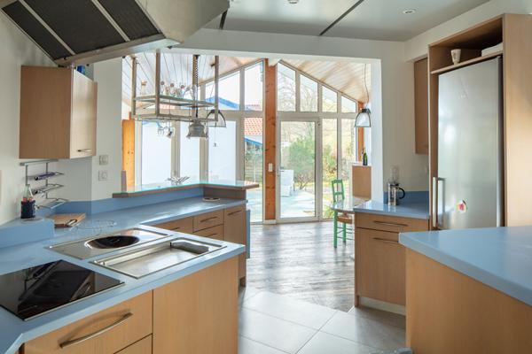 A vendre : Elegante maison basco-landaise, 300 m², centre Soustons, 8 pièces