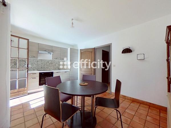 Maison 9 pièces - 225 m² Exclusivité efficity