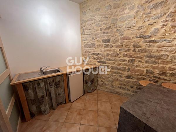 Maison Clarensac Garages Cour Terrasse et Dépendance