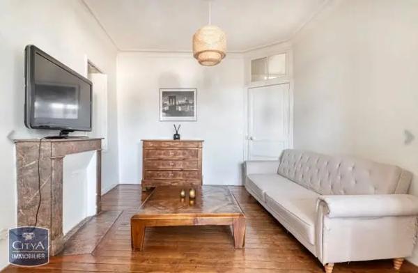 Appartement à louer 3 pièces 78.17m²