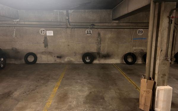 Stationnement à vendre    12 m2 Paris 19