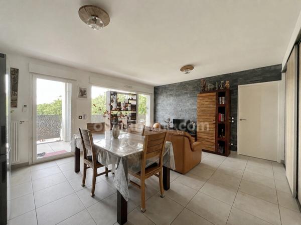 Appartement à vendre 3 pièces VAULX EN VELIN (69)