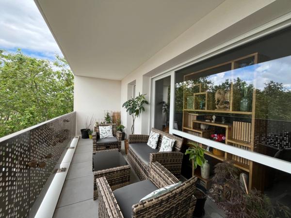 Appartement à vendre 3 pièces VAULX EN VELIN (69)