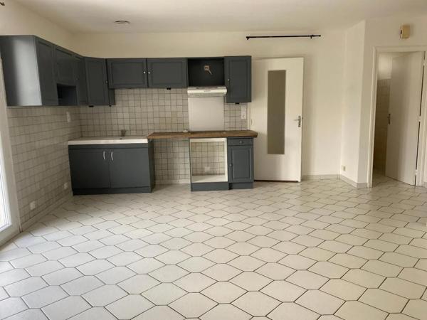 Appartement à louer à Meyras (07380)