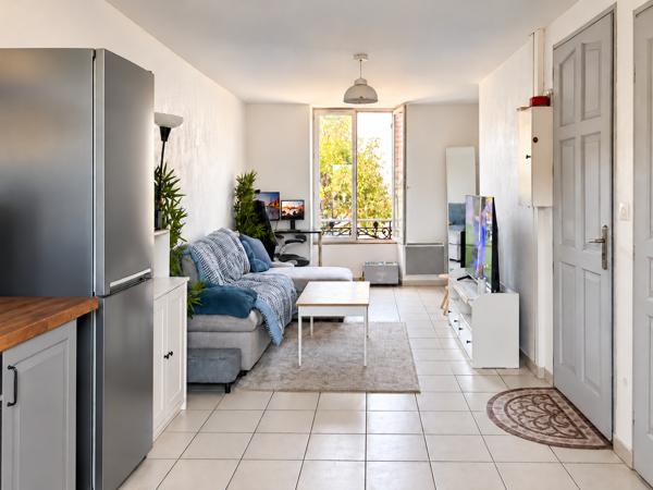 Étampes Saint-Martin – Duplex loué avec terrasse, idéal investissement