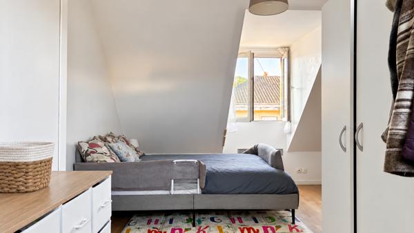 Étampes Saint-Martin – Duplex loué avec terrasse, idéal investissement