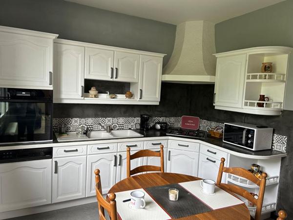 33 Villenave d' Ornon 5 chambres sur une parcelle de 1 437 m2