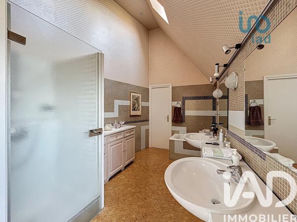 Maison à vendre 6 pièces 283 m² Pélussin