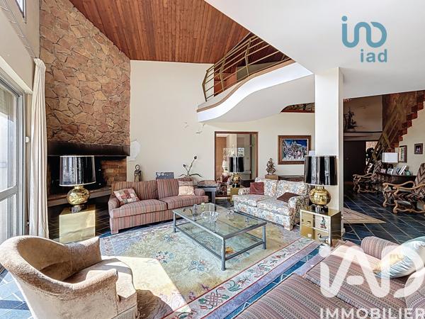 Maison à vendre 6 pièces 283 m² Pélussin