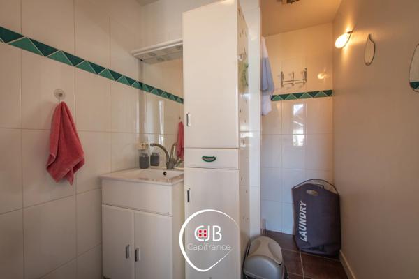 Cruet – Maison de village 95 m² avec grange et terrain de 1134 m²