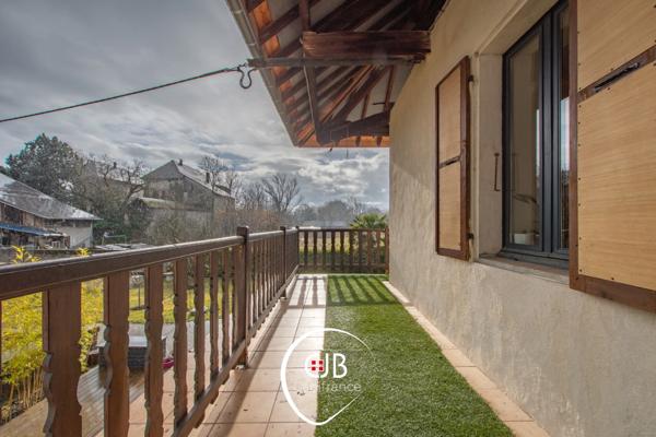 Cruet – Maison de village 95 m² avec grange et terrain de 1134 m²