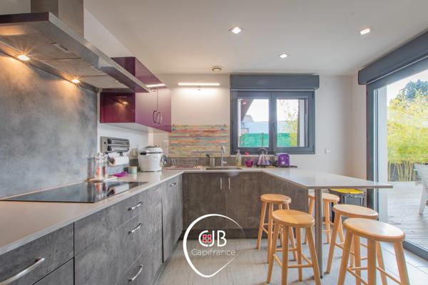 Cruet – Maison de village 95 m² avec grange et terrain de 1134 m²