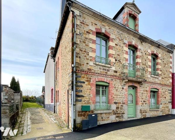 Belle maison de bourg à rénover.